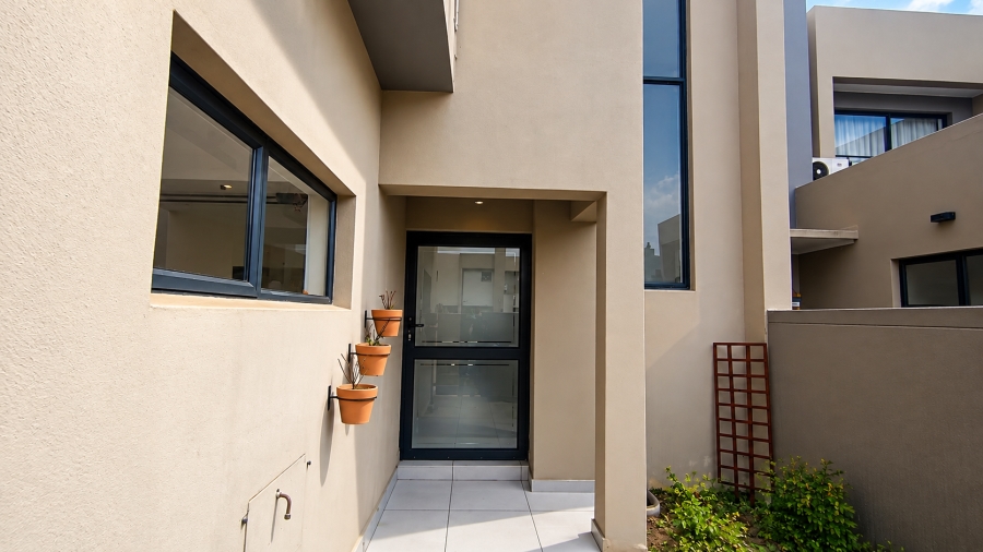 3 Bedroom Property for Sale in Parklands North Western Cape